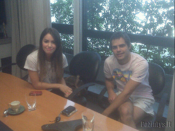 Lali&Peter 2011;]